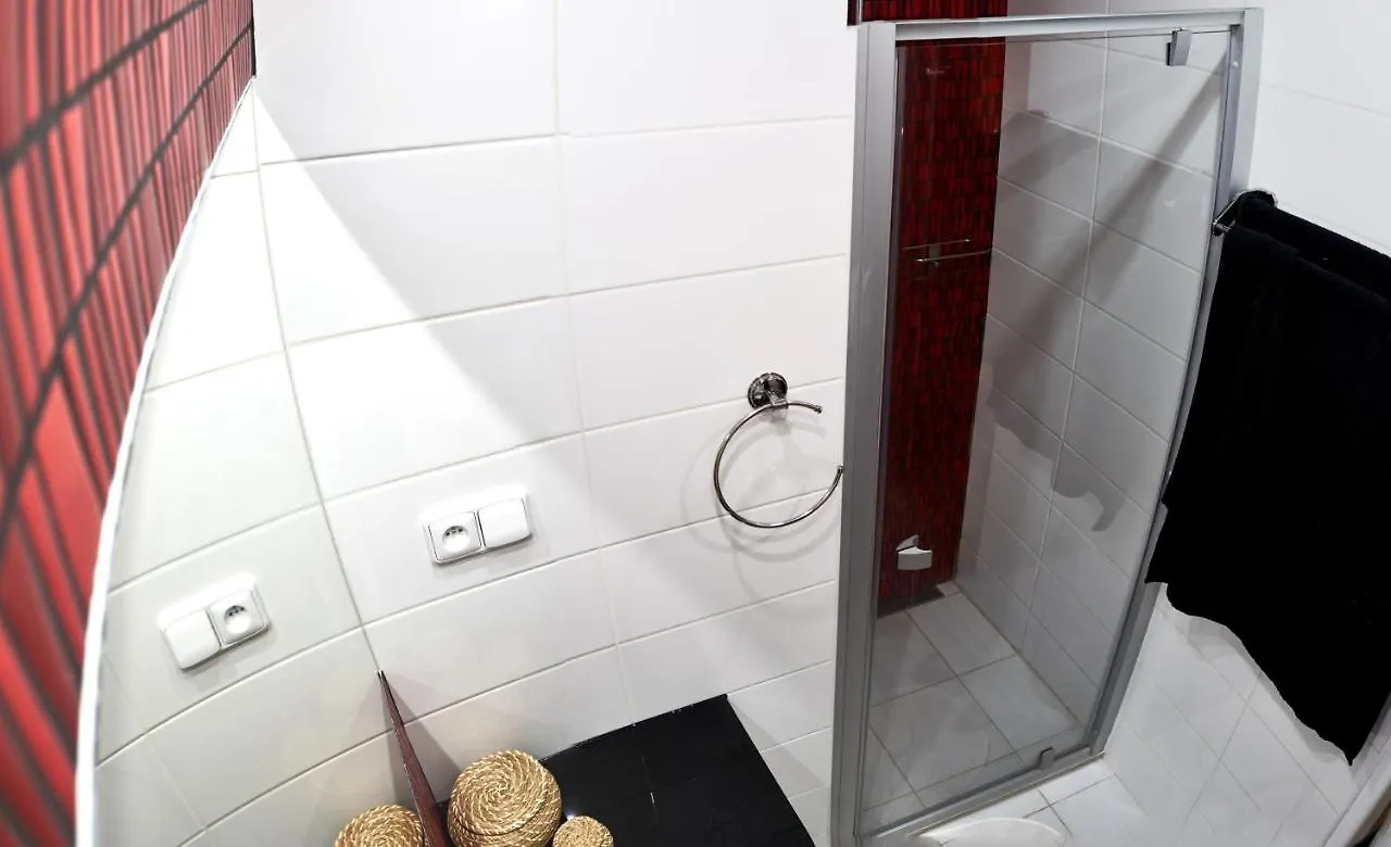 Bright Modern Apartment Praga