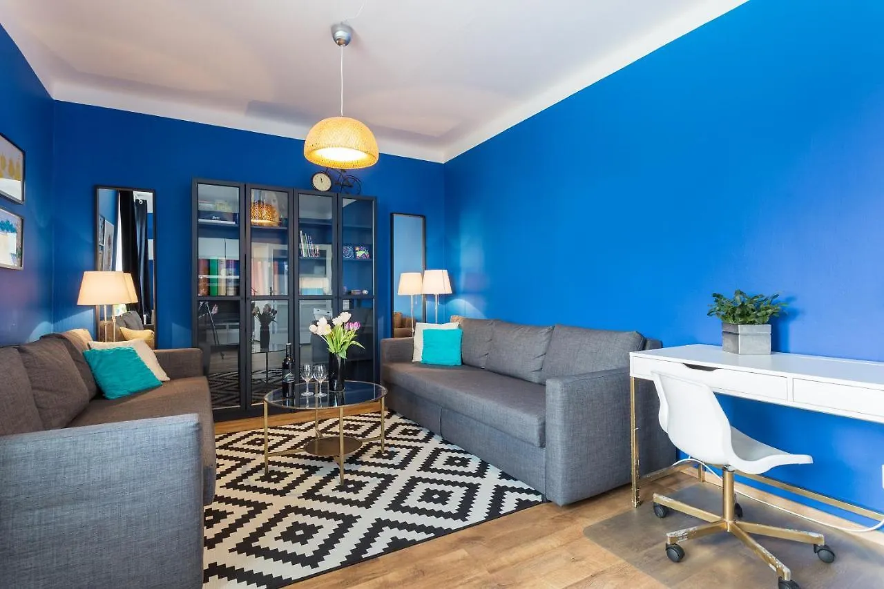 Bright Modern Apartment Praga