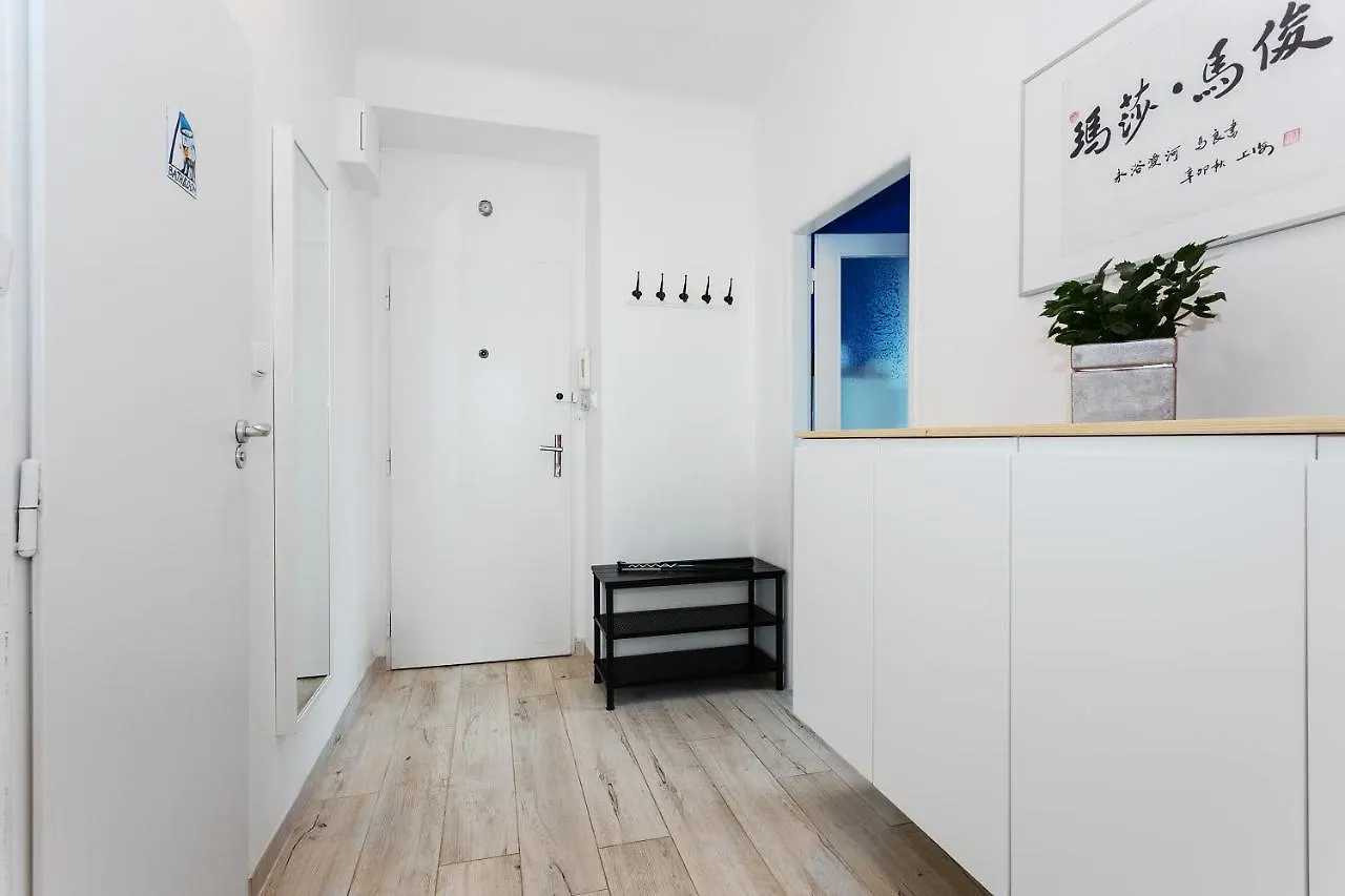 Bright Modern Apartment Praga Czechy